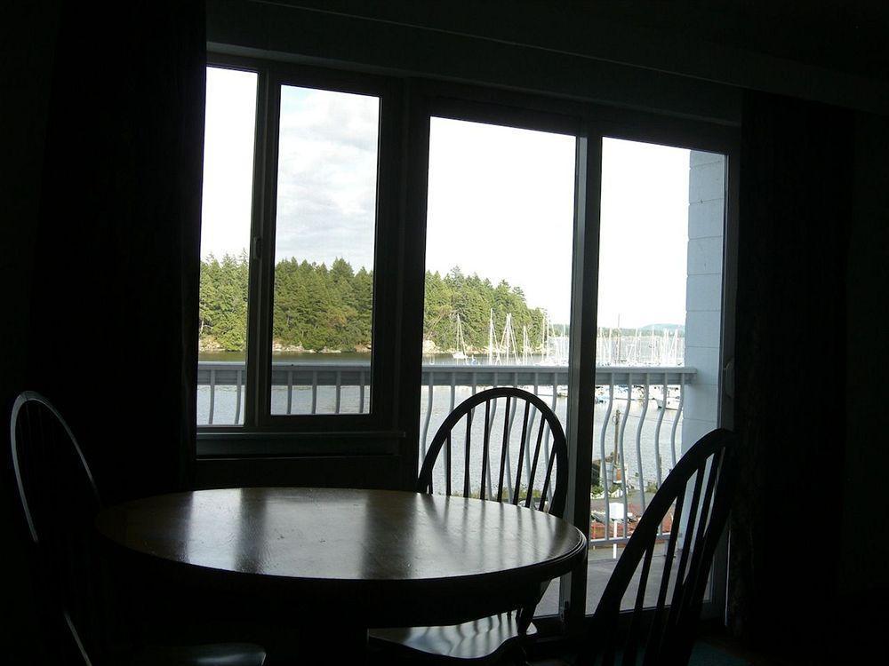 נאנאימו The Waterfront Suites And Marina מראה חיצוני תמונה