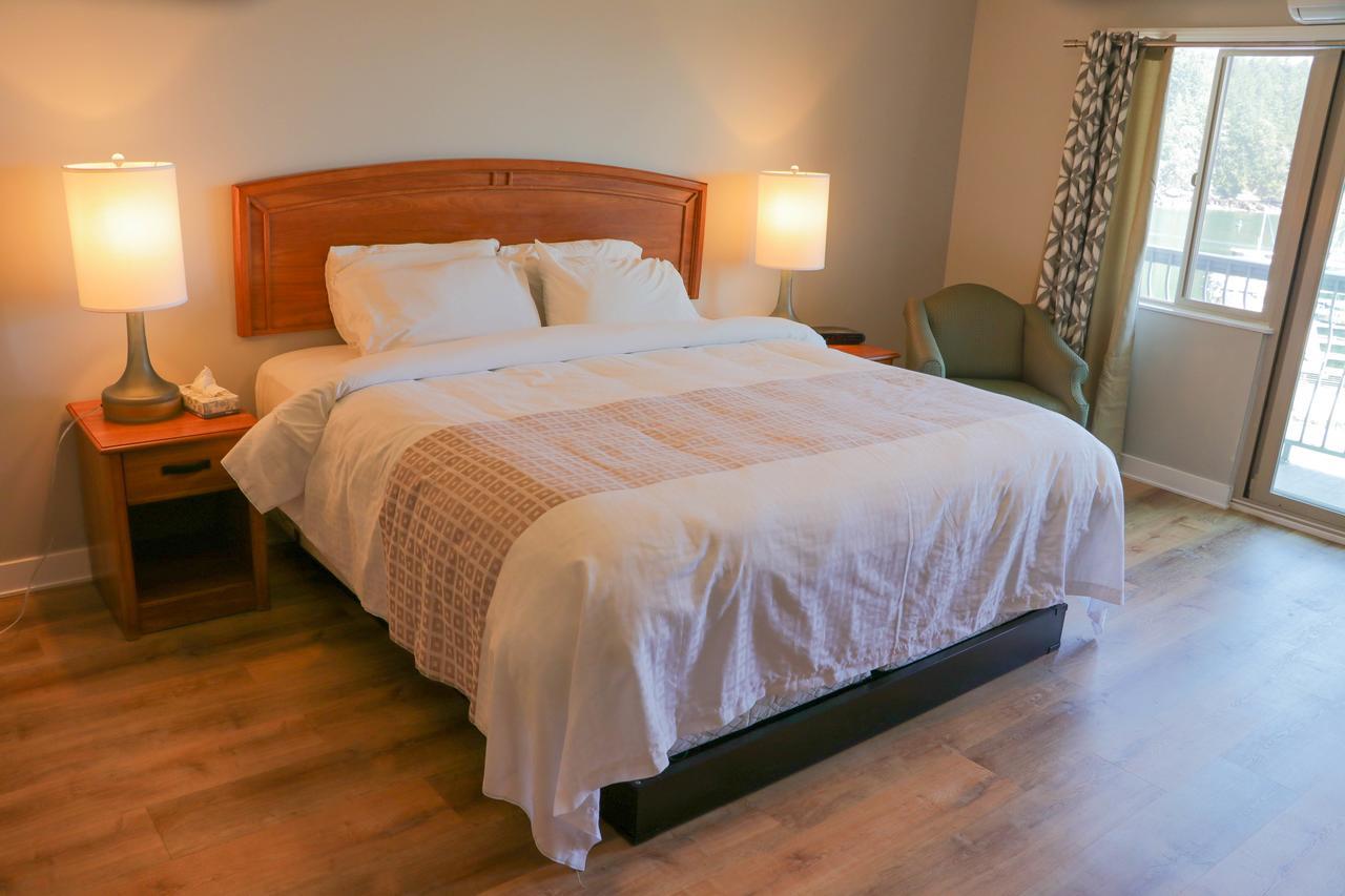 נאנאימו The Waterfront Suites And Marina מראה חיצוני תמונה